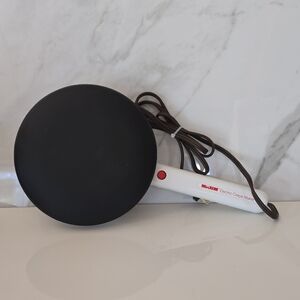 Electric Crepe Maker in Black and White MAXIM ELECTRIC CREPE MAKER CM-5
